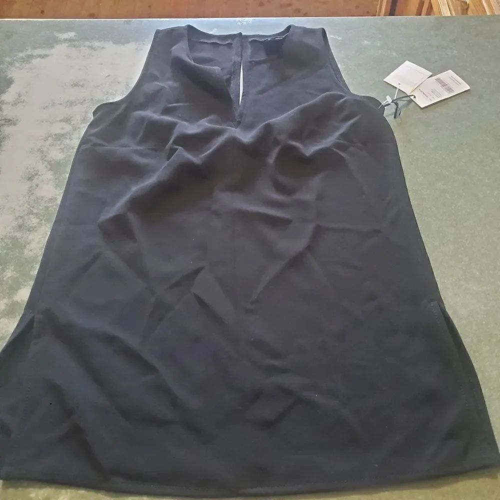 NWT W by Worth black sleeveless blouse sz 4